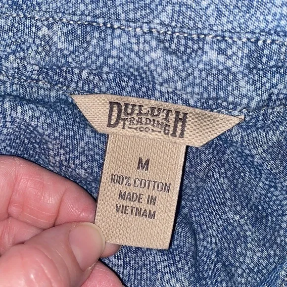 Duluth Trading blouse pullover 1/4 button down long sleeve swirl print Sz medium - Picture 8 of 9